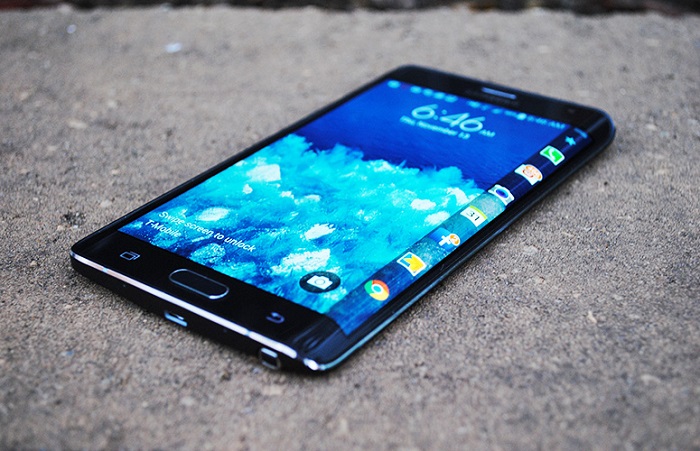 Review: Samsung Galaxy Note Edge – Better Late Than Never